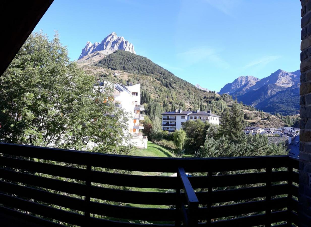 Excelsior. Espectacular y exclusivo apartamento en Sallent de Gállego. Exterior foto